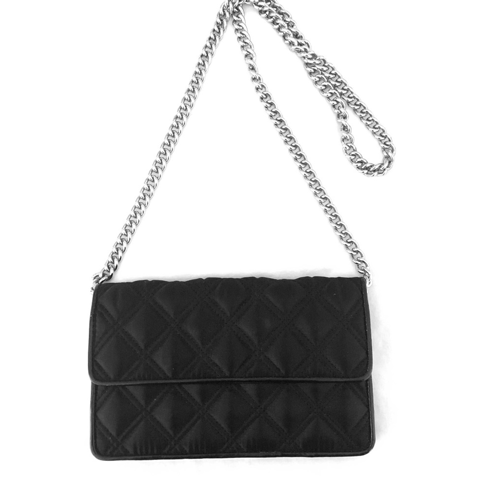 Wallet on a chain bag